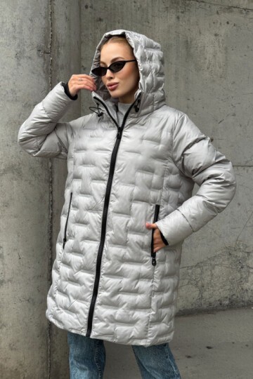 Kapitoneli Fermuarlı Kapüşonlu Uzun Şişme Mont