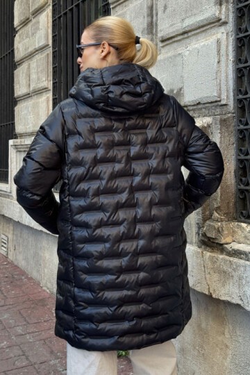 Kapitoneli Fermuarlı Kapüşonlu Uzun Şişme Mont