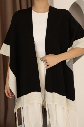 Siyah Püsküllü Renk Bloklu Kışlık Triko Panço