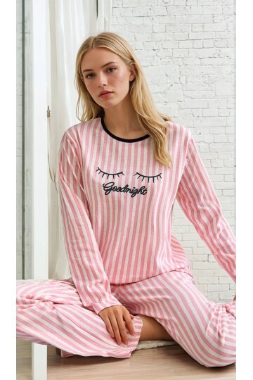Uzun Kollu Pembe Çizgili Pijama Takımı