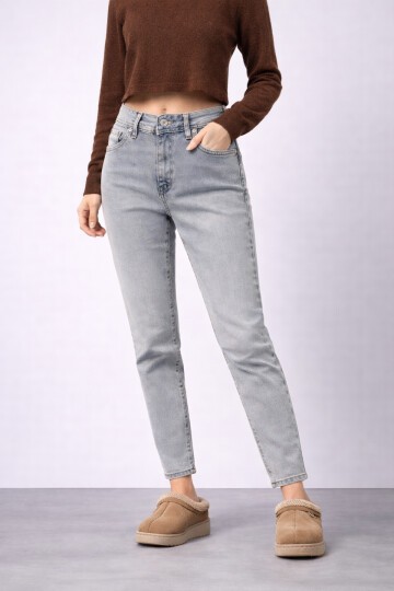 Dar Paça Kadın Jean