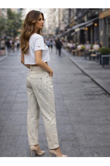 Kadın 4 Düğmeli Açık Mavi Jean