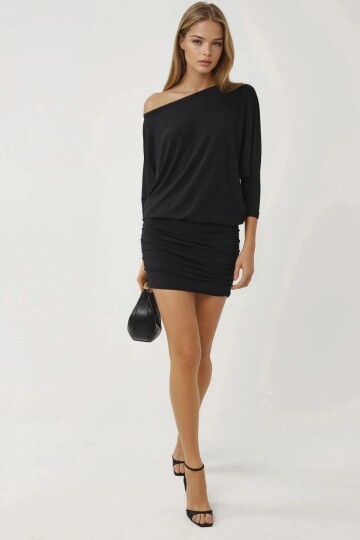Düşük Omuz Esnek Elbise Siyah