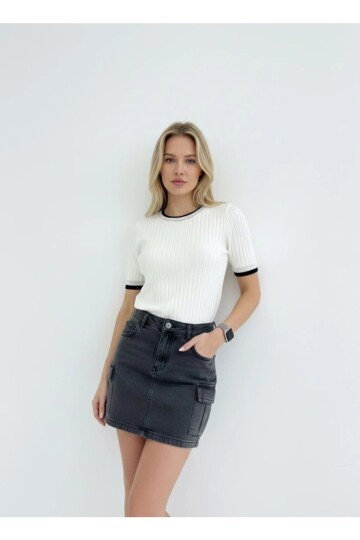 Fitilli Kısa Kollu Biyeli Triko Bluz Beyaz