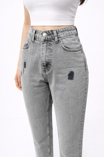 Gri Taşlanmış Jean