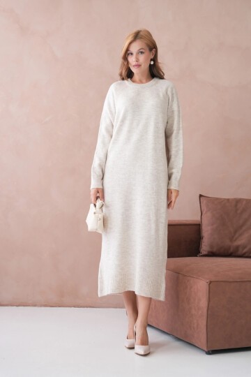 Kadın Bisiklet Yaka Yumuşak Dokulu Maksi Boy Şardonlu Oversize Triko Elbise