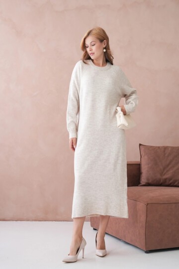 Kadın Bisiklet Yaka Yumuşak Dokulu Maksi Boy Şardonlu Oversize Triko Elbise