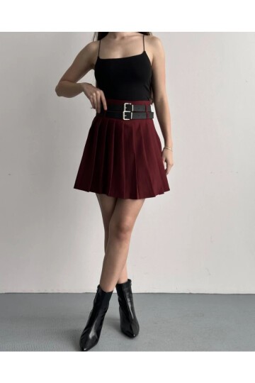 Kadın Çift Kemerli Şortlu Pileli Etek Bordo