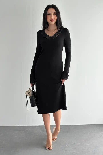 Kadın Dantel Detaylı V Yaka Elbise – Uzun Kollu Şık Günlük Elbise