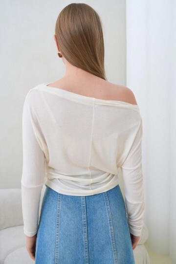 Kadın Kayık Yaka Yarasa Kol Lycralı Penye Bluz