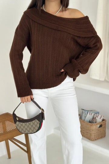 Kadın Madonna Yaka Triko