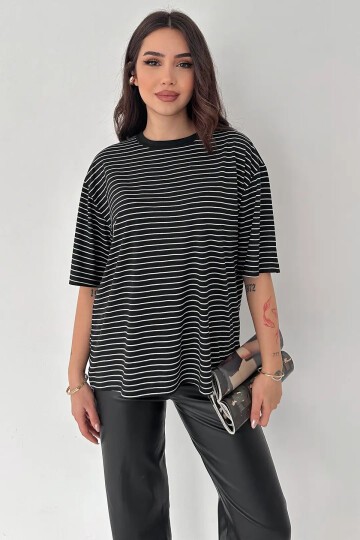 Kadın Oversize Çizgili Tişört Siyah