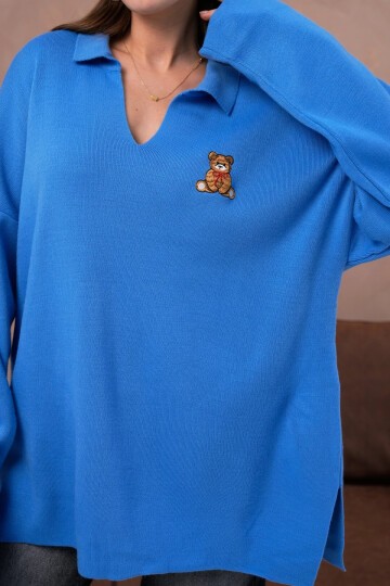 Kadın Polo Yaka Nakış Detay Yanları Yırtmaçlı Salaş Triko Kazak