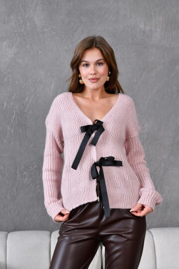 Kadın V Yaka Örgü Detay Fiyonklu Triko Ceket