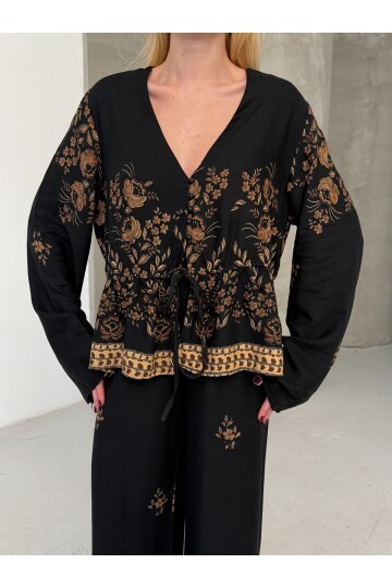 Kadın Viskon Kumaş Desenli V Yaka Kuşaklı Alt Üst Takım Siyah