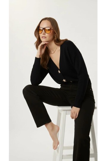 Kadın Yıldız Düğme Detaylı Triko Hırka