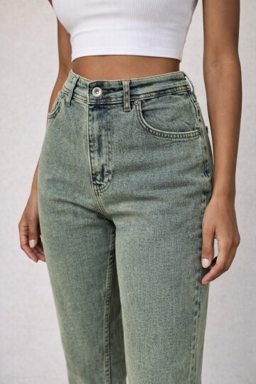 Kadın Yüksek Bel Taşlanmış Jean