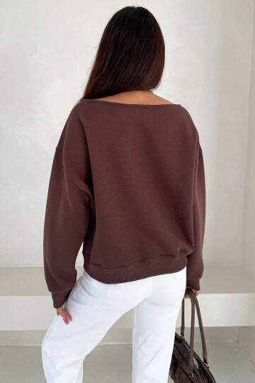 Kayık Yaka Polar Sweatshirt Kahve