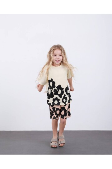 Kız Çocuk Çiçek Desen Şortlu Alt Üst Takım