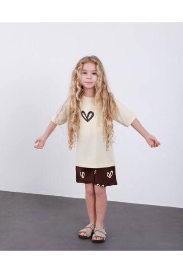 Kız Çocuk Kalp Baskılı Şort T-Shirt Alt Üst Takım Bej