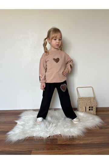 Kız Çocuk Kalp Detay Alt Üst Eşofman Takımı