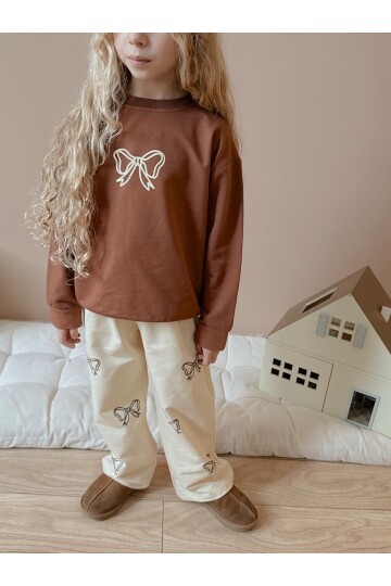 Kız Çocuk Pamuklu Fiyonk Desenli Eşofman Takımı Kahverengi