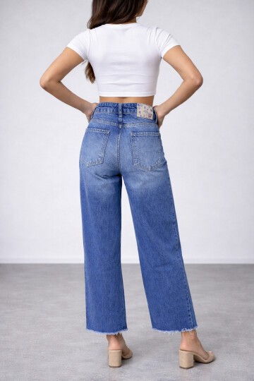 Paçaları Püsküllü Jean