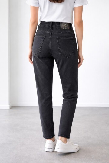 Siyah Fit Kalıp Esnek Jean