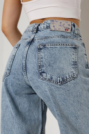 Yüksek Bel Rahat Kesim Düz Paça Jean Buz Mavisi