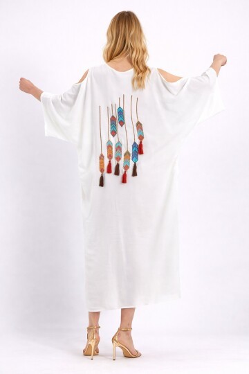 Beyaz Sırt Etnik Nakışlı Maxi Boy Gömlek Elbise