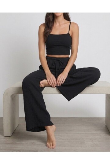 Bürümcük Kumaş Lastikli Bel Salaş Pantolon – Siyah Rahat Kesim Günlük Şıklık