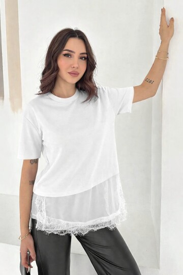 Dantel Detaylı T-Shirt