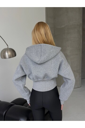 Kadın Gri Fermuarlı Hoodie – Minimal Sokak Ruhuyla