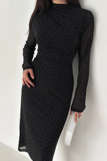 Kadın Puantiye Desenli Transparan Kollu Elbise