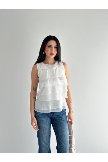 Kat Kat Fırfırlı Kolsuz Bluz – Şık & Feminen Yazlık Kadın Üst