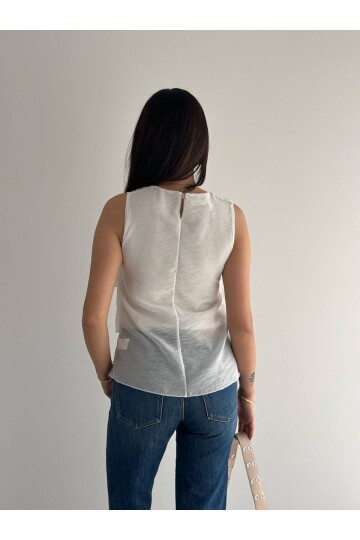 Kat Kat Fırfırlı Kolsuz Bluz – Şık & Feminen Yazlık Kadın Üst